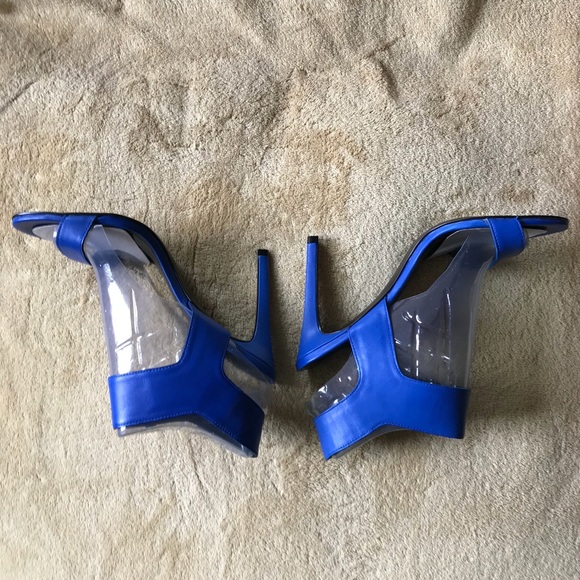 Enzo Angiolini Blue Open Toe Sandals - Picture 9 of 9